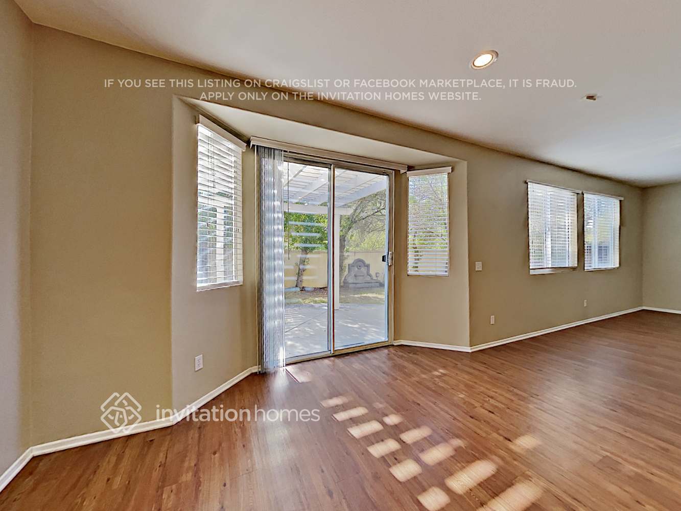 Building Photo - 928 Glendora Dr