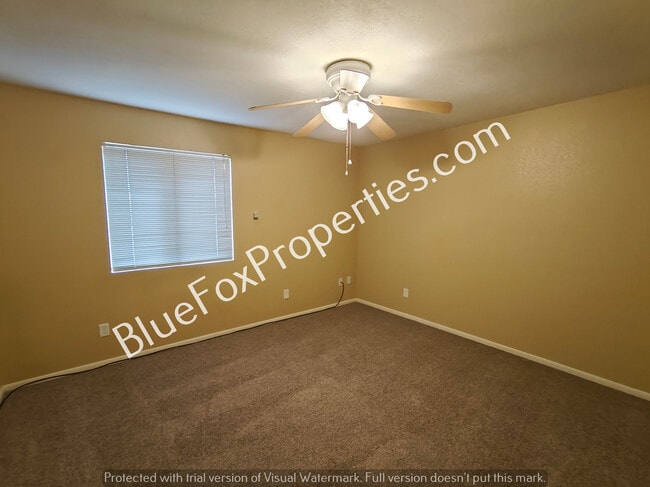 Building Photo - 4227 E Presidio Rd