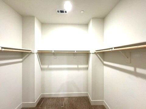 Building Photo - 1340 Civic Center Dr