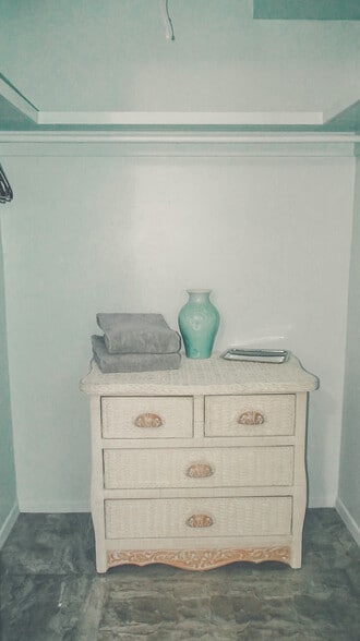 Walk-in Master Closet - 8301 Comanche Ct NE