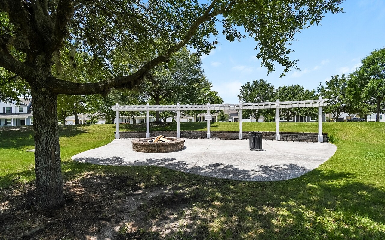 Building Photo - 85 Striker Rd