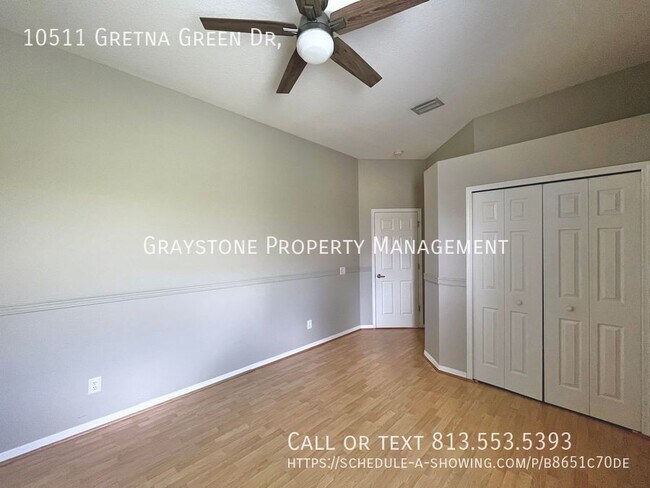 Building Photo - 10511 Gretna Grn Dr