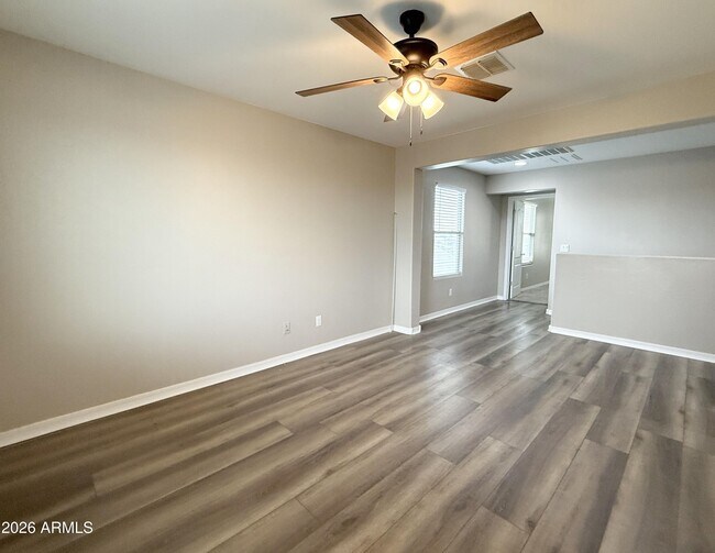 Building Photo - 5085 S 243rd Dr