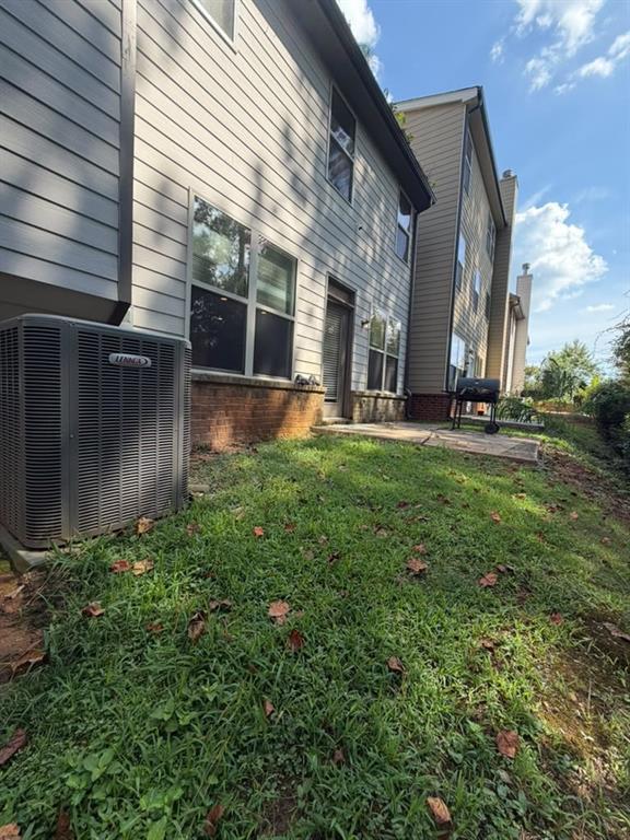 Building Photo - 96 Staley Dr
