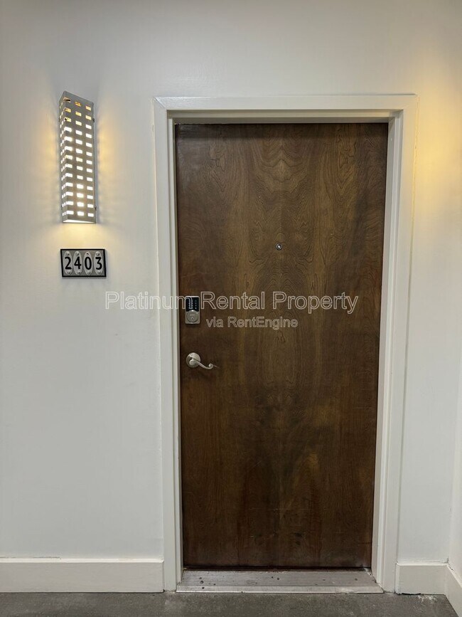 Building Photo - 264 19th St NW