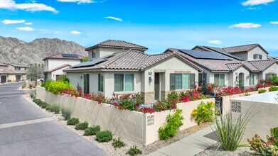 Building Photo - 80208 Whisper Rock Way