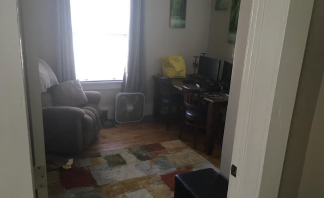 Building Photo - A Sweet Spot in La Crosse – 2 Bedrooms Await