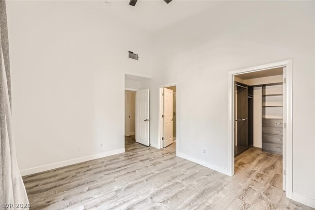 Building Photo - 2153 Jasper Bluff St