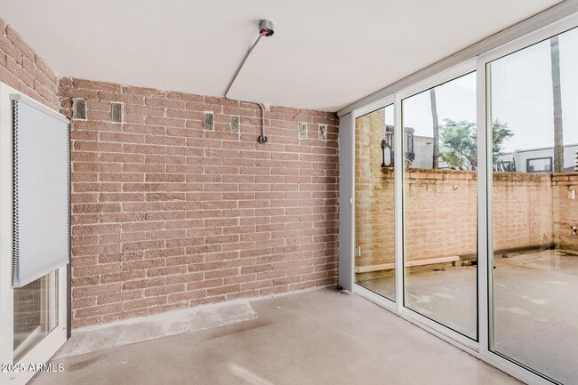 Building Photo - 7401 E Northland Dr