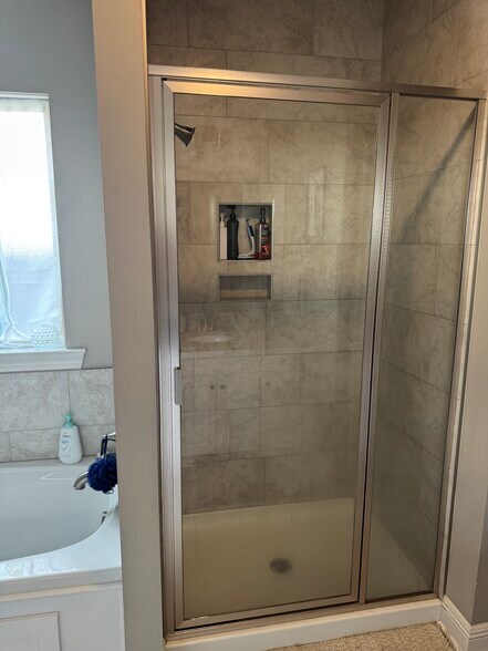 Building Photo - 103 Ella Hill St