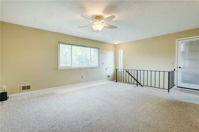 Building Photo - 584 Eastbrooke Ln