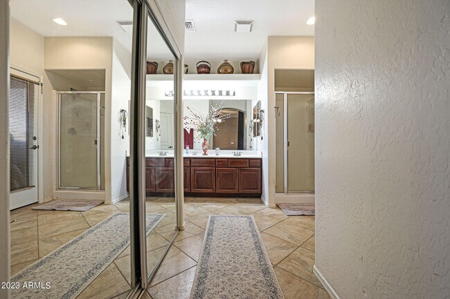 Building Photo - 28920 N Redbloom Ct