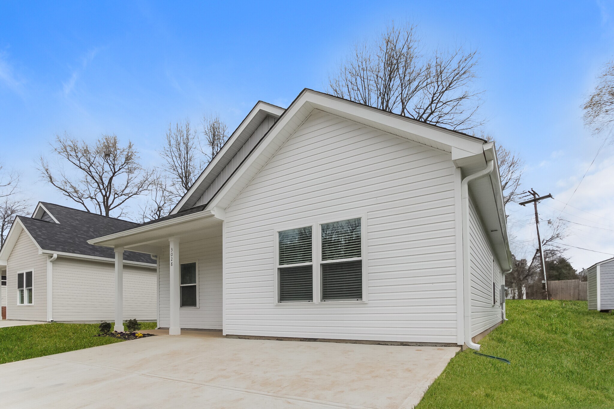 Building Photo - 3028 Celia Ave