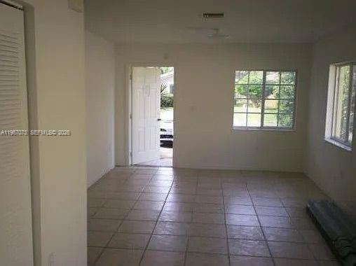 Building Photo - 937 SW 8th Pl