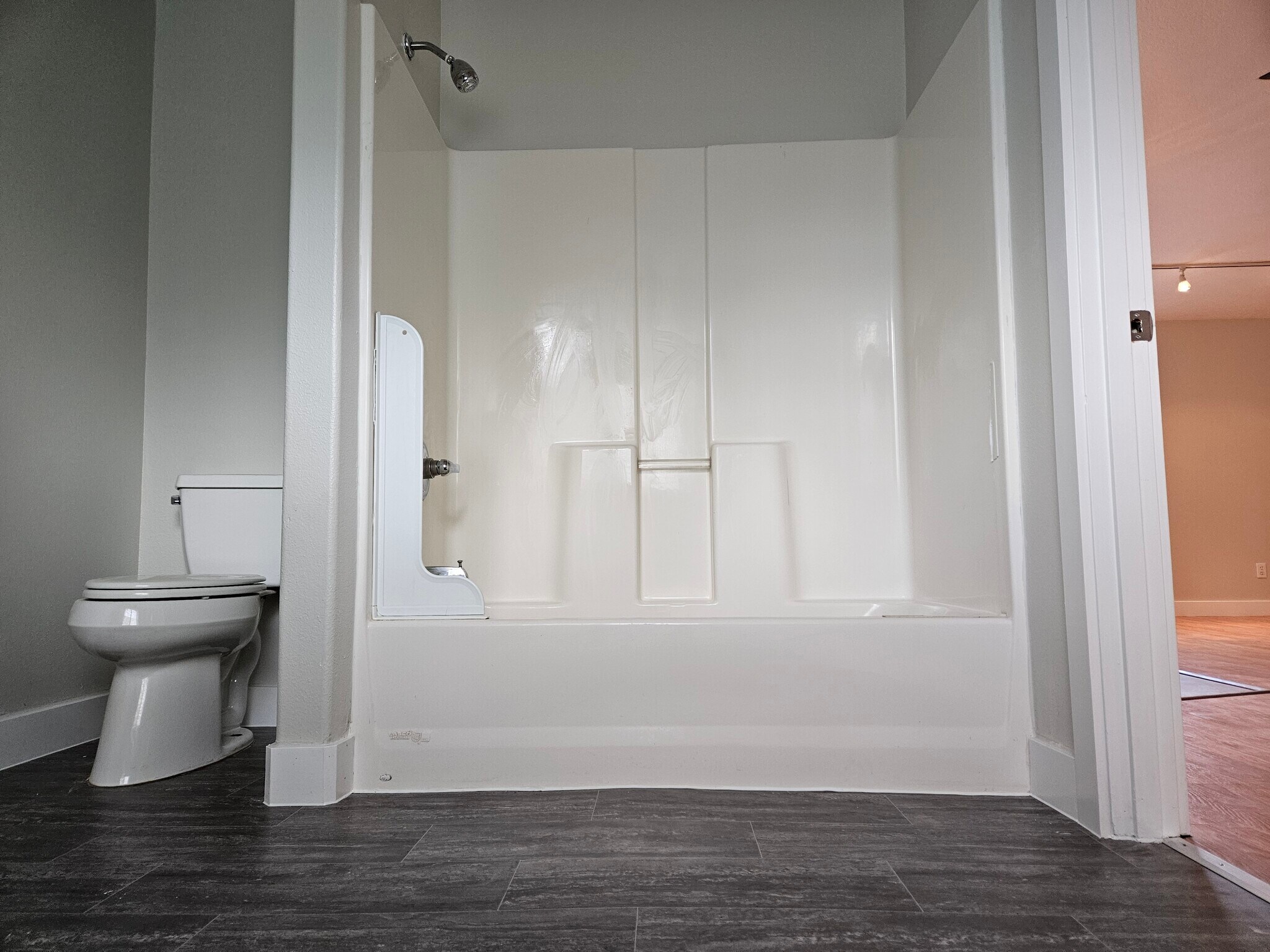 2nd story bathroom - 13235 SE Oatfield Rd