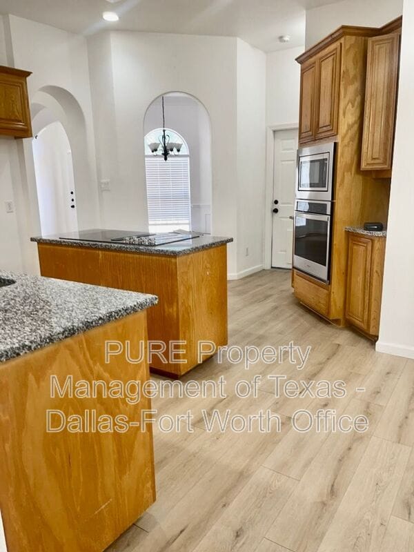 Building Photo - 3507 Blue Forest Dr