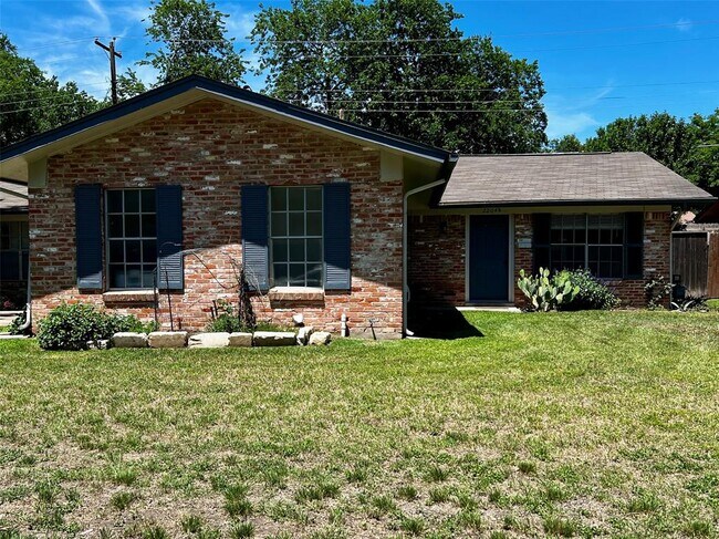 Primary Photo - 2204 Lanier Dr