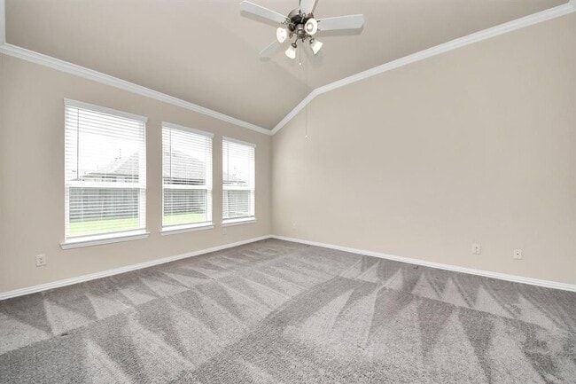 Building Photo - 21254 Lucknow Ln