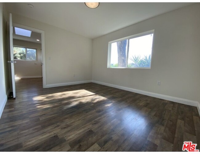 Building Photo - 4567 Yellowstone St