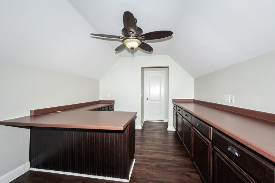 Building Photo - 3306 Hamberton Cir