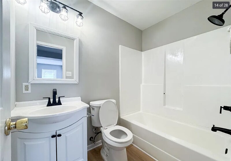 Building Photo - 1706 Hungary Rd