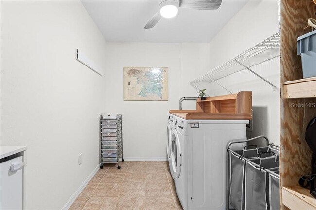 Building Photo - 4518 NW 20th Ter