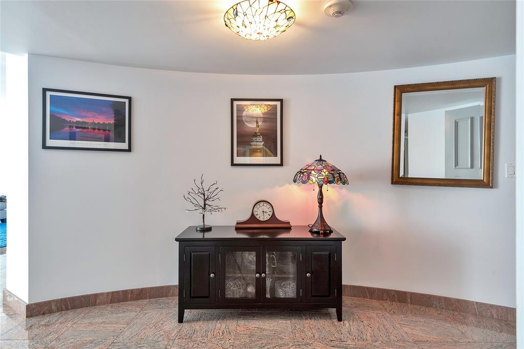 Building Photo - 4020 Galt Ocean Dr