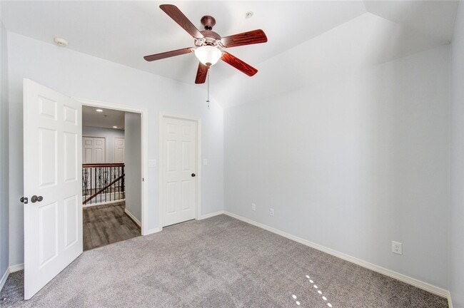 Building Photo - 4340 Lake Walk Ct
