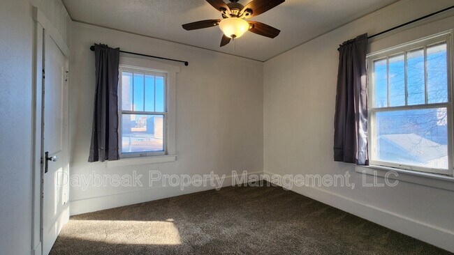 Building Photo - 1314 3rd Ave N