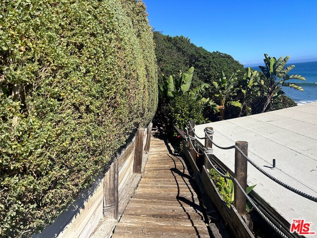 Building Photo - 27500 Pacific Coast Hwy