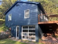 Building Photo - 136 School St