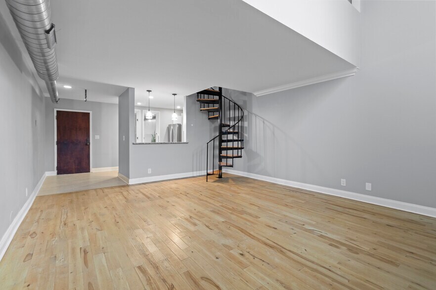 Building Photo - 627 N 18th St