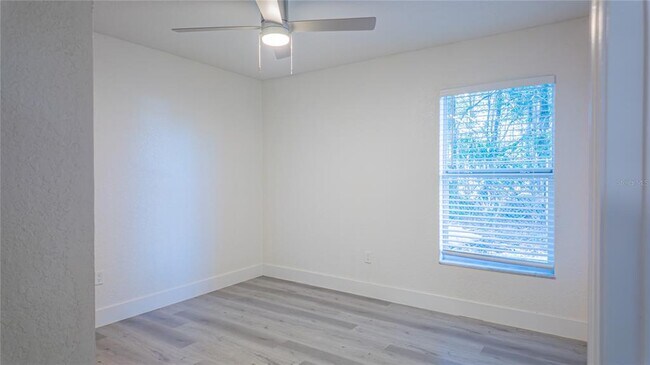 Building Photo - 4395 NE 33rd Ave