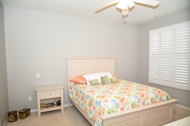 Building Photo - 13540 Yellow Pine Dr