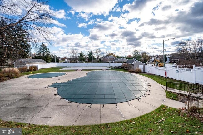 Building Photo - 2912 State Hill Rd