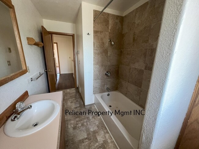 Building Photo - 2057 N Eldorado Ave