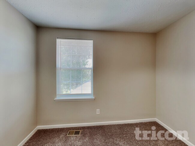 Building Photo - 951 Atir Ln