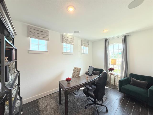 Building Photo - 949 Switchgrass Ln