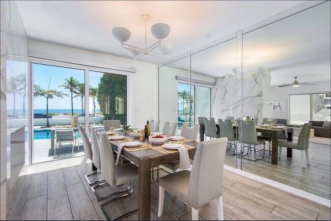 Building Photo - 3350 NE 14th Ct