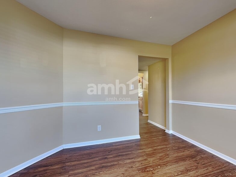 Building Photo - 6475 Calloway Ct