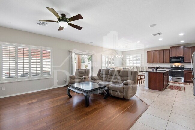 Building Photo - 2881 E Tonto Dr