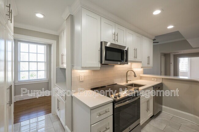 Building Photo - 30 5th St NE