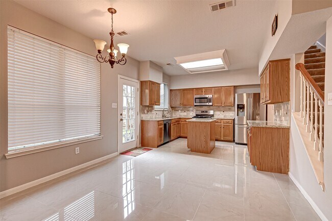 Building Photo - 2130 Autumn Fern Dr