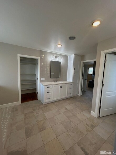 Building Photo - 3149 Gladiola Ct