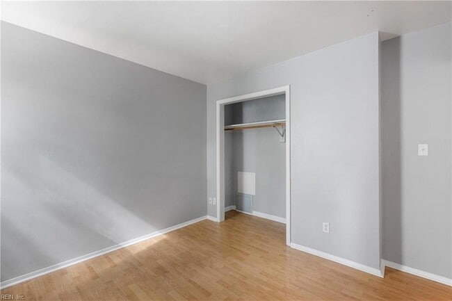 Building Photo - 337 Hutton Cir