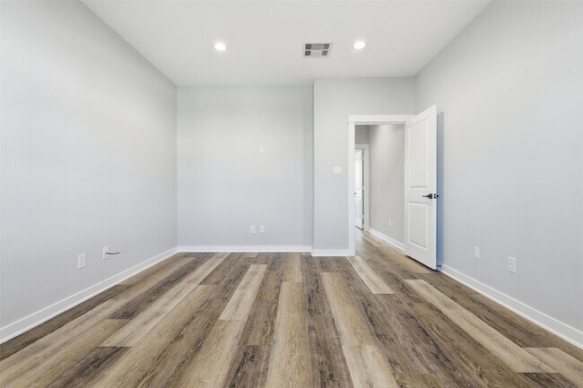 Building Photo - 417 Stonework Sage Ln