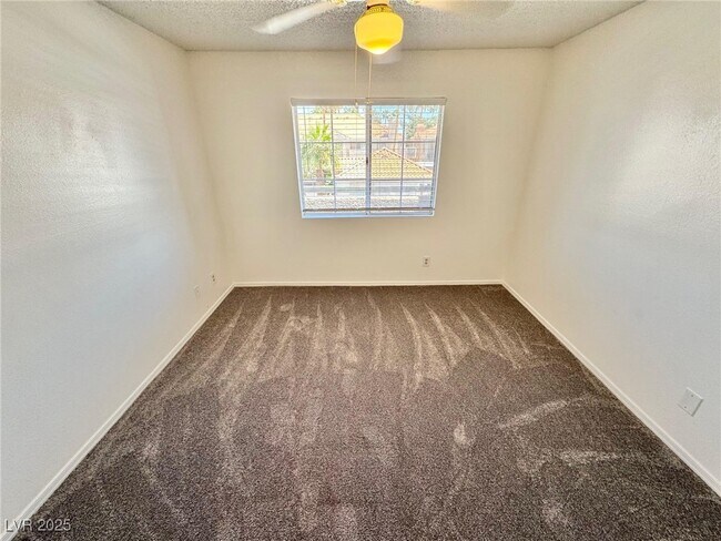 Building Photo - 1375 E Hacienda Ave