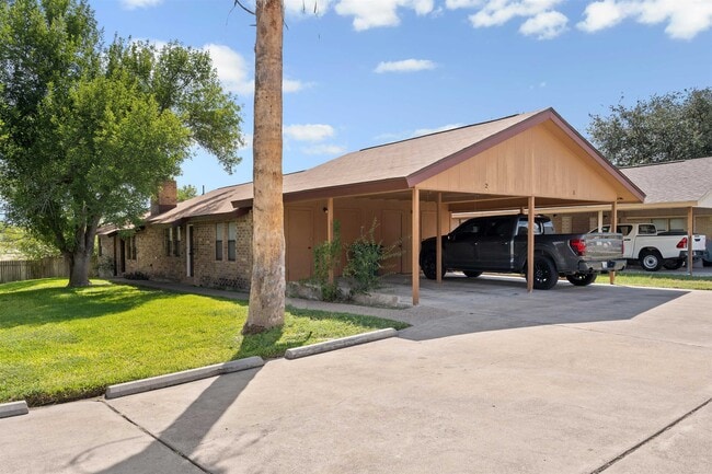 Building Photo - 109 Joe Rice Dr