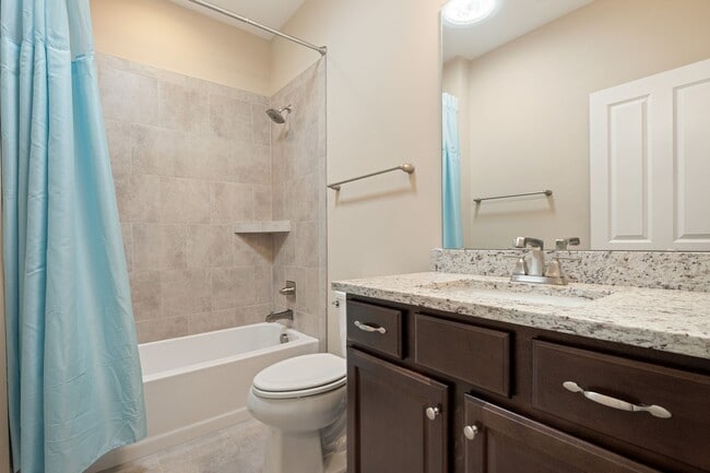 Building Photo - Gorgeous Home in Durham!