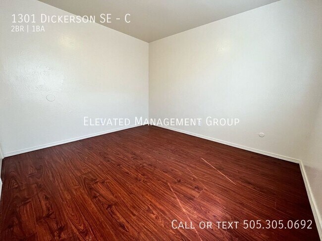 Building Photo - 1301 Dickerson Dr SE